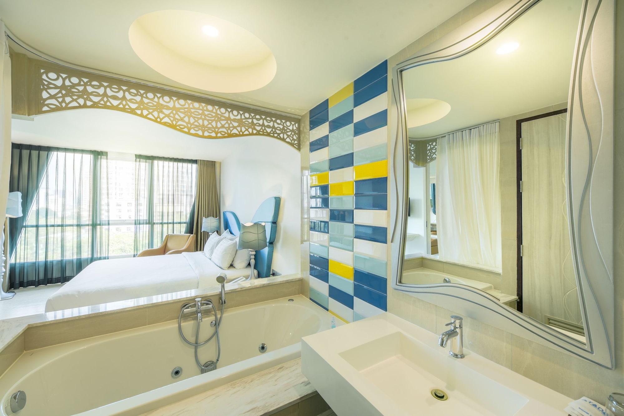 Le Tada Parkview 4* Бангкок